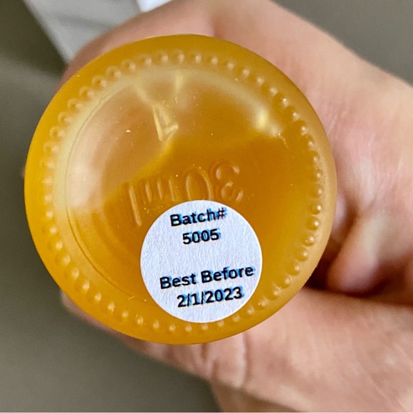 💄 SALE💄 NIB SCENTUAL AROMA Intensive Youth Concentrate - Picture 9 of 10